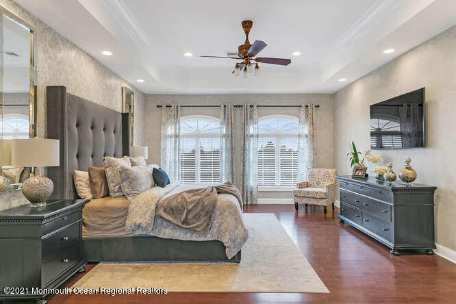 26 Ely Road Holmdel, NJ 07733 - Photo 42 of 80 Master Bedroom