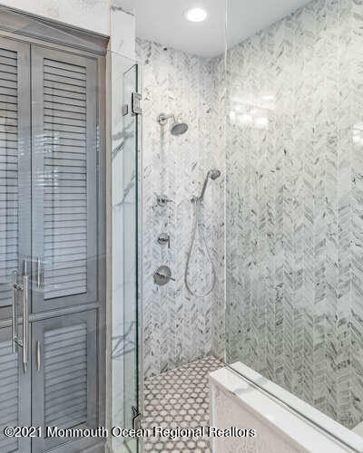 26 Ely Road Holmdel, NJ 07733 - Photo 47 of 80 Master Bath