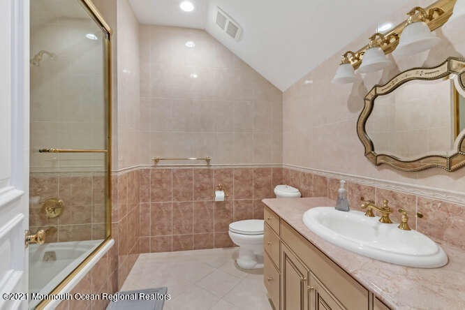 26 Ely Road Holmdel, NJ 07733 - Photo 53 of 80 Bath