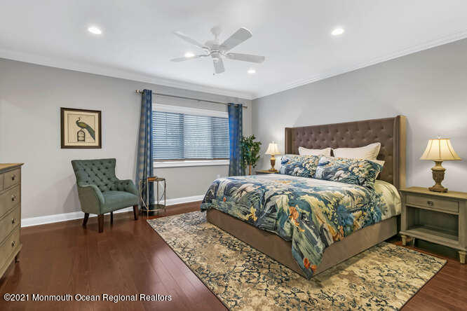 26 Ely Road Holmdel, NJ 07733 - Photo 54 of 80 En Suite Bedroom