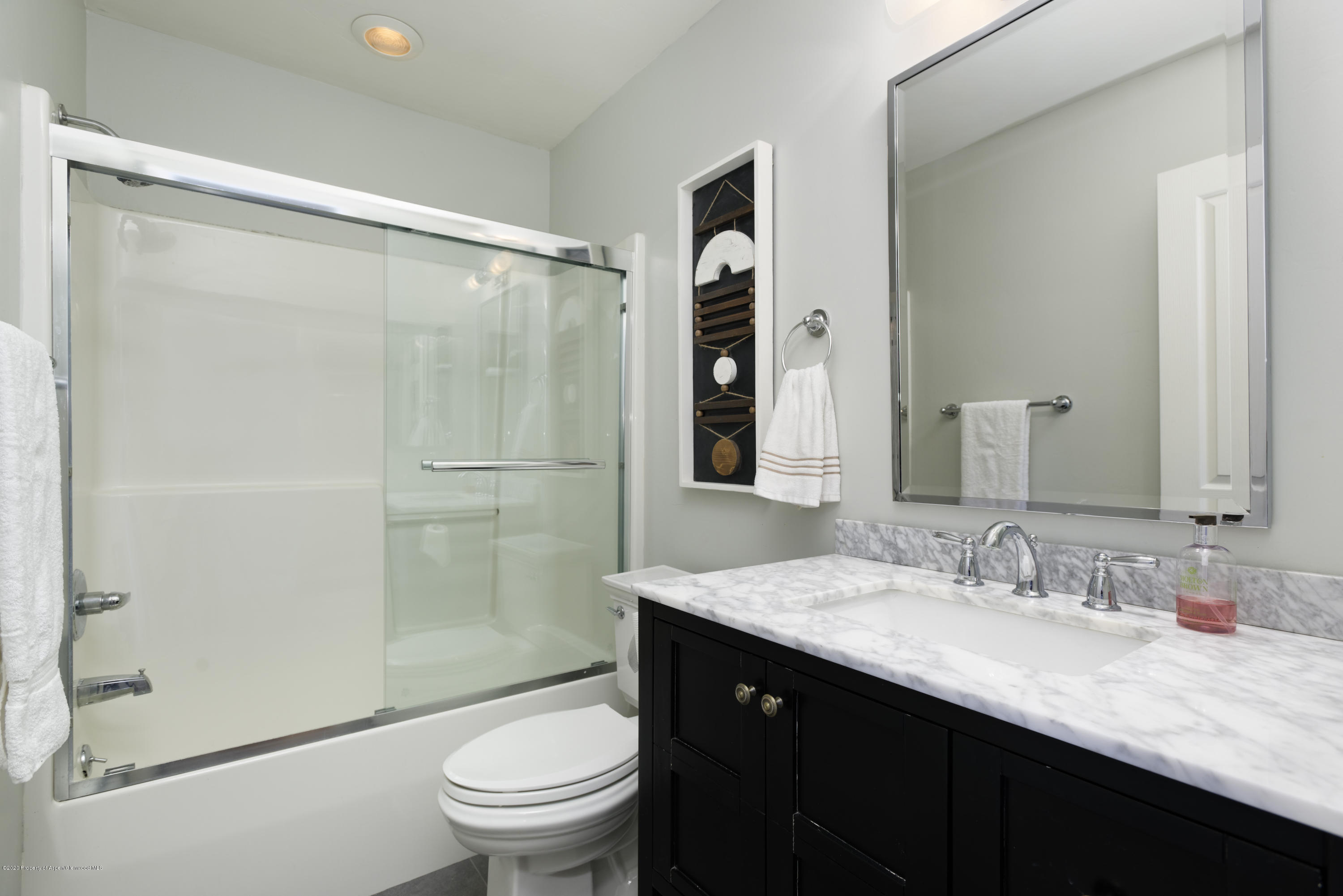718 Lakeside Drive Basalt, CO 81621 - Photo 6 of 10 Master Bath