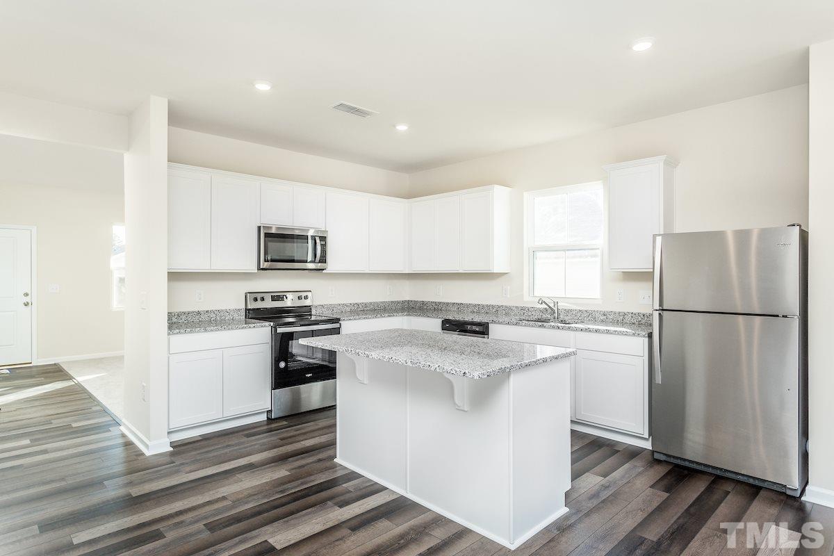 3517 Pinnacle Peak Drive Raleigh, NC 27604 - Photo 5 of 11