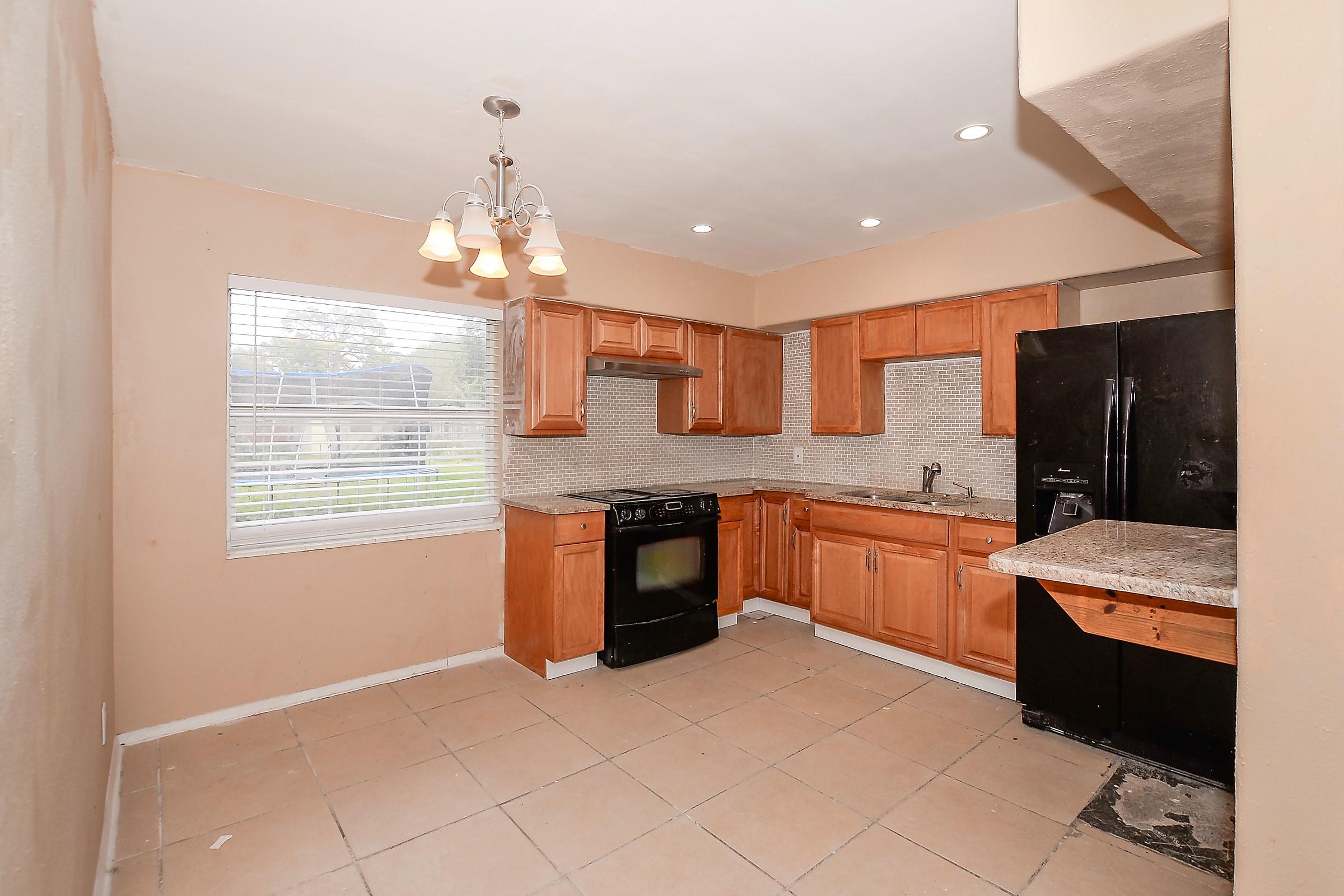 2920 Middle Road Fort Pierce, FL 34981 - Photo 11 of 23 LR-1838