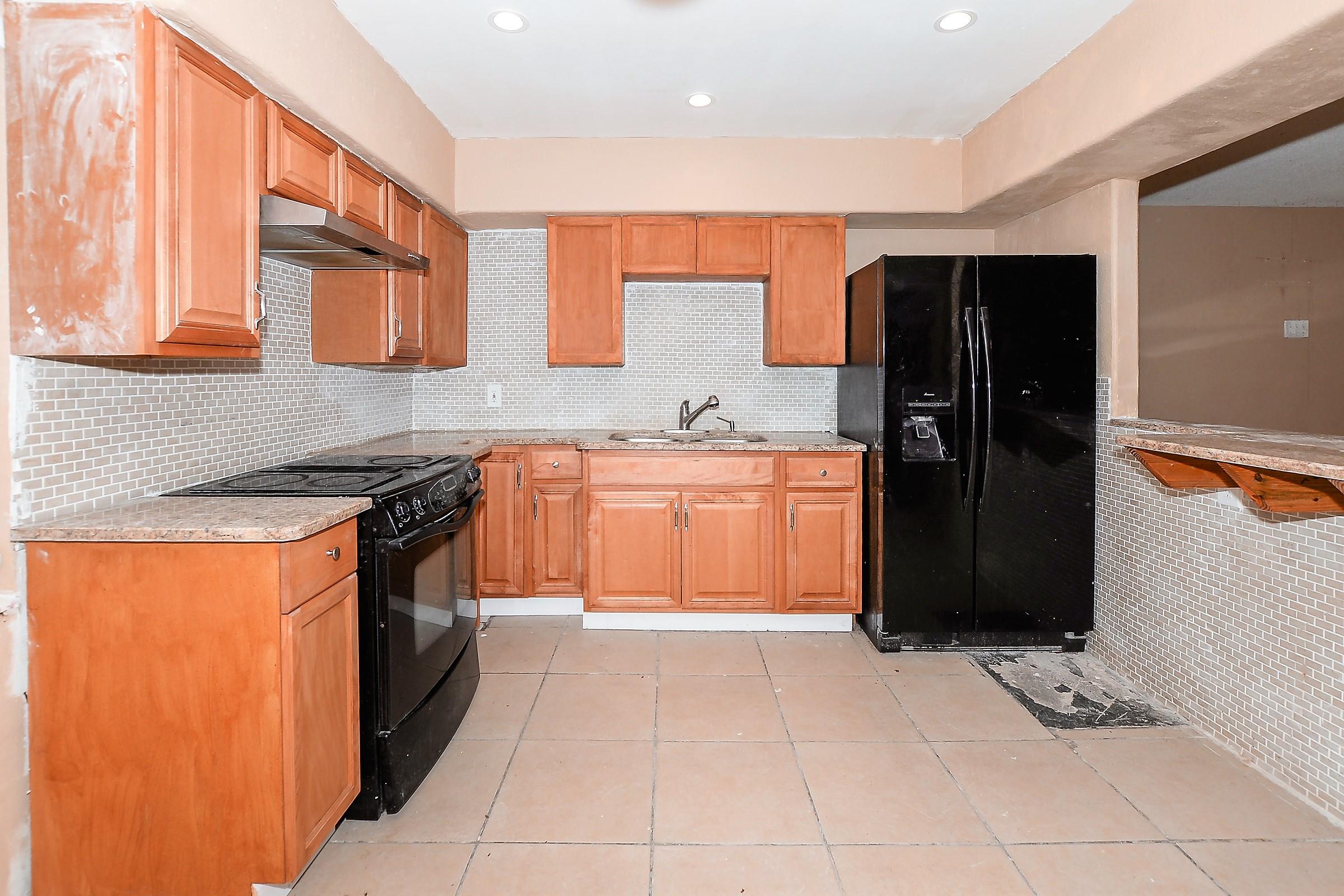 2920 Middle Road Fort Pierce, FL 34981 - Photo 12 of 23 LR-1839