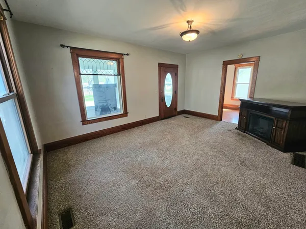 $184,900 | 602 Northeast 2nd Street, Aledo, IL 61231