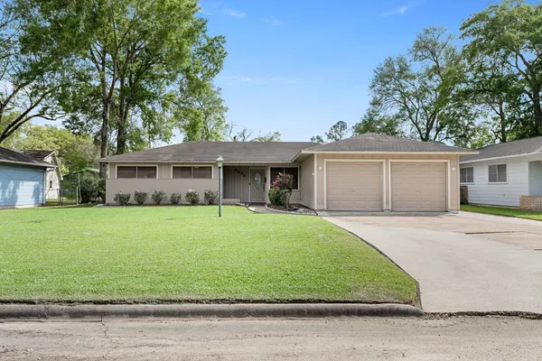 $200,000 | 4675 Fieldwood Lane, Beaumont, TX 77706