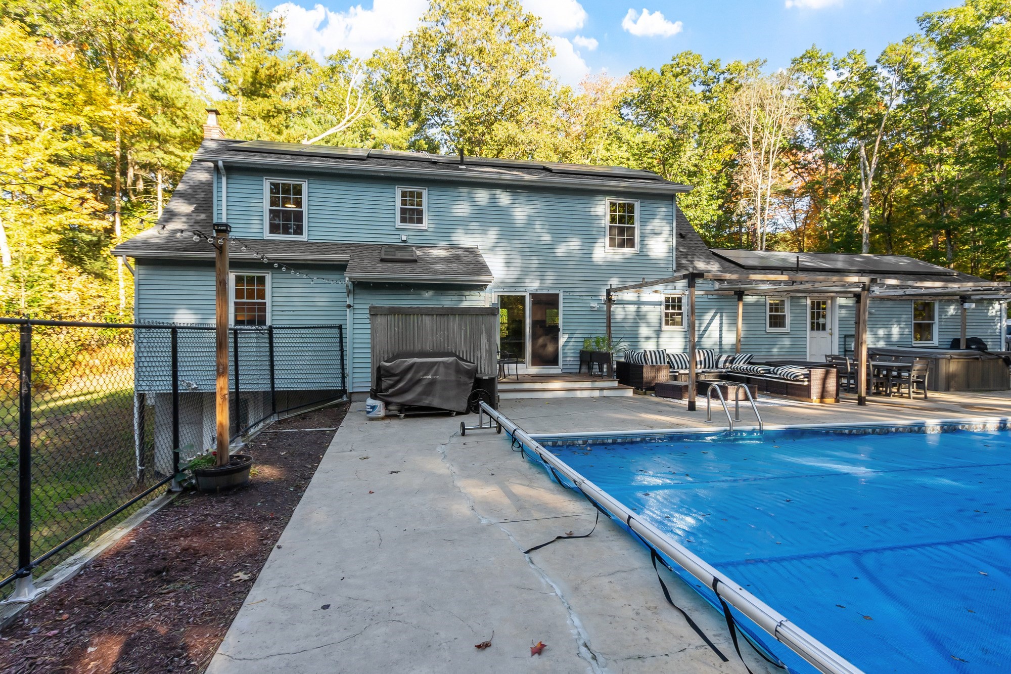 329 New Boston Road Sturbridge, MA 01566 - Photo 3 of 38 Gallery Image 3
