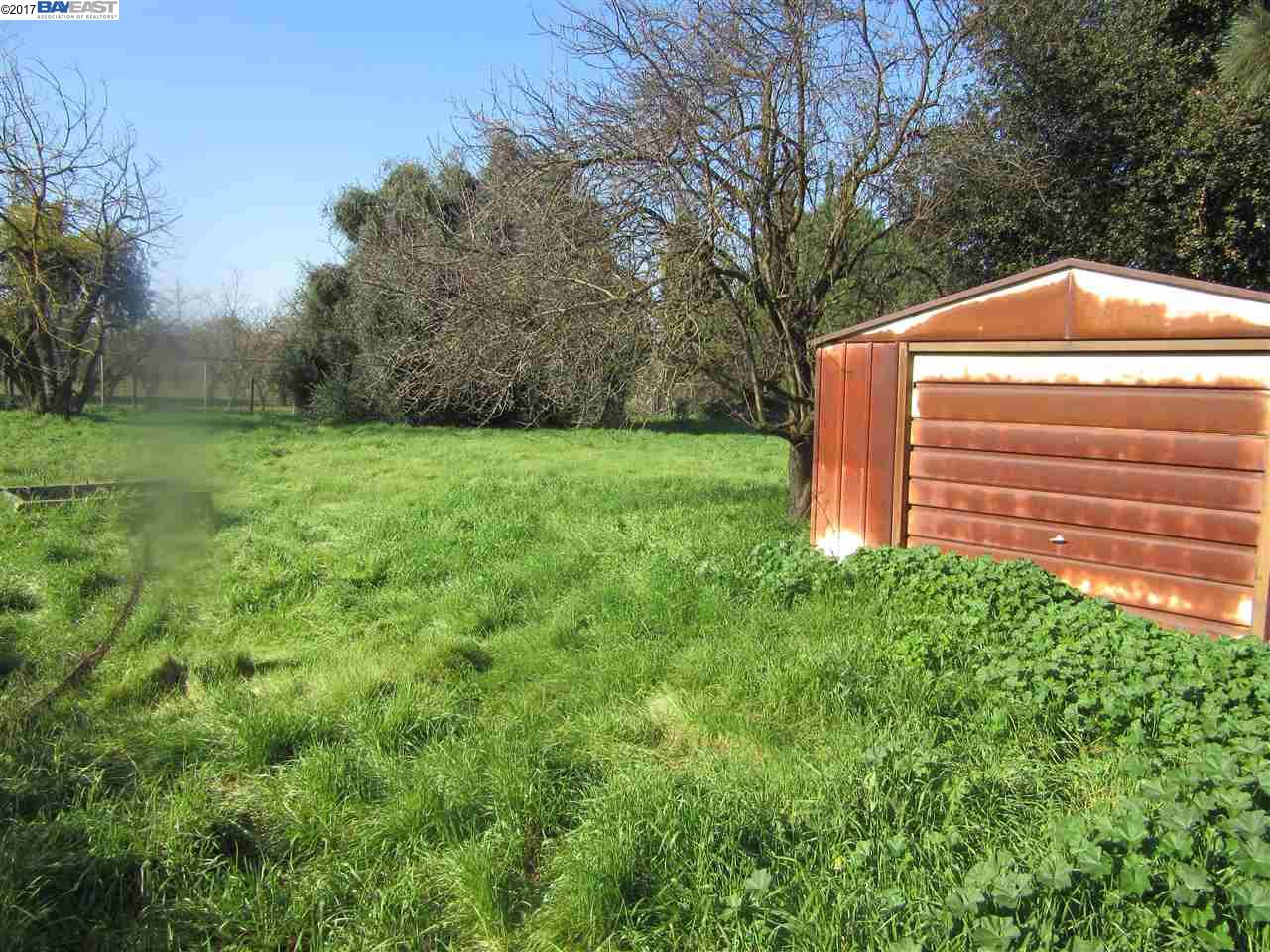16373 Austin Road Manteca, CA 95336 - Photo 16 of 16 a view of outdoor space and yard