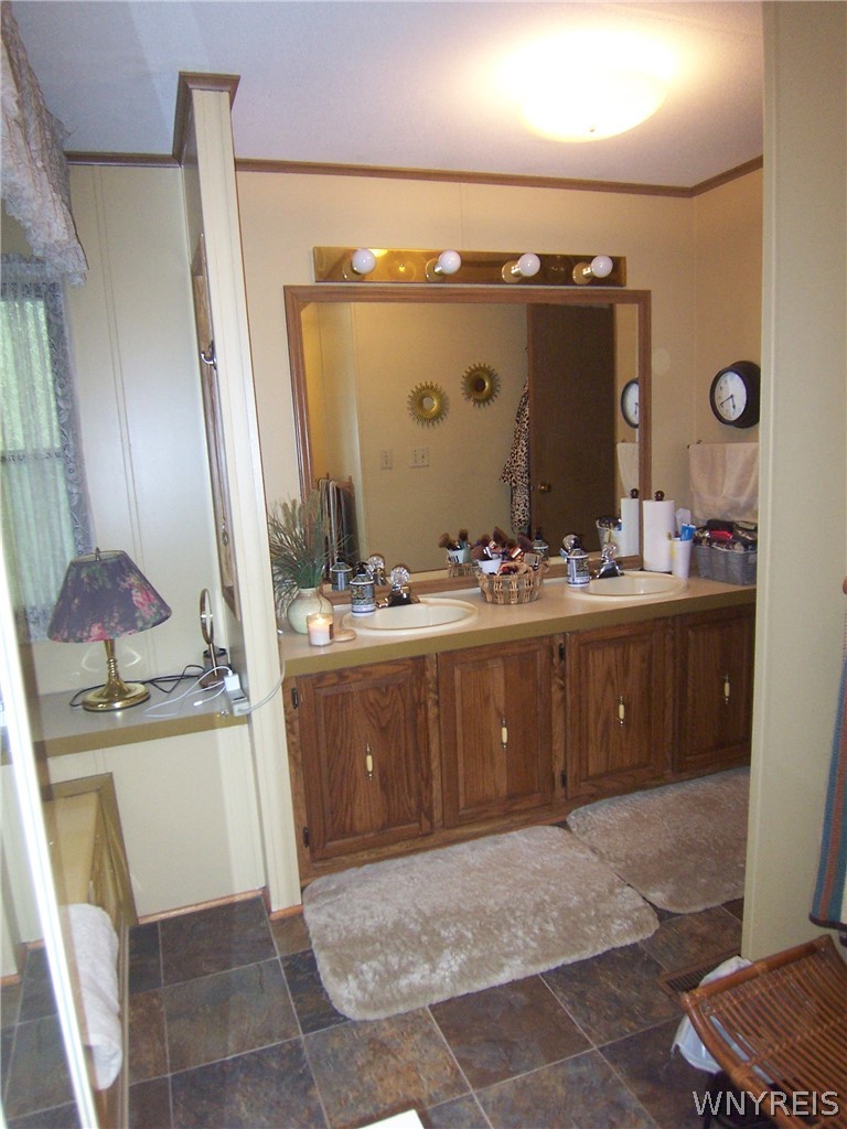 5066 Clinton Street Road Batavia, NY 14020 - Photo 39 of 49
