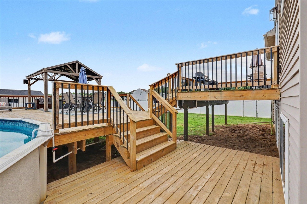 6119 Johnson Road Greenville, MI 48838 - Photo 9 of 28 Gallery Image 9