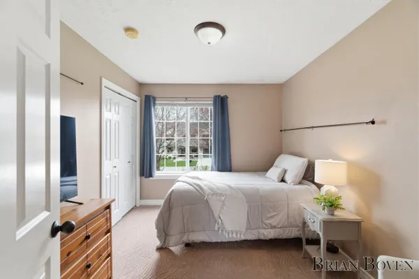 $450,000 | 7631 Hessler Drive Northeast, Rockford, MI 49341