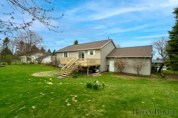 $450,000 | 7631 Hessler Drive Northeast, Rockford, MI 49341