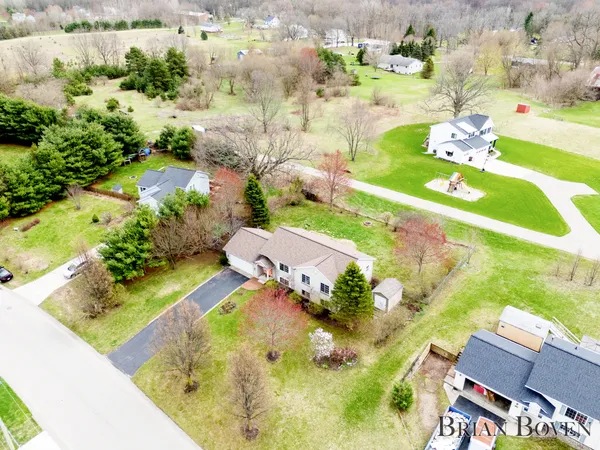 $450,000 | 7631 Hessler Drive Northeast, Rockford, MI 49341