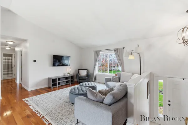 $450,000 | 7631 Hessler Drive Northeast, Rockford, MI 49341