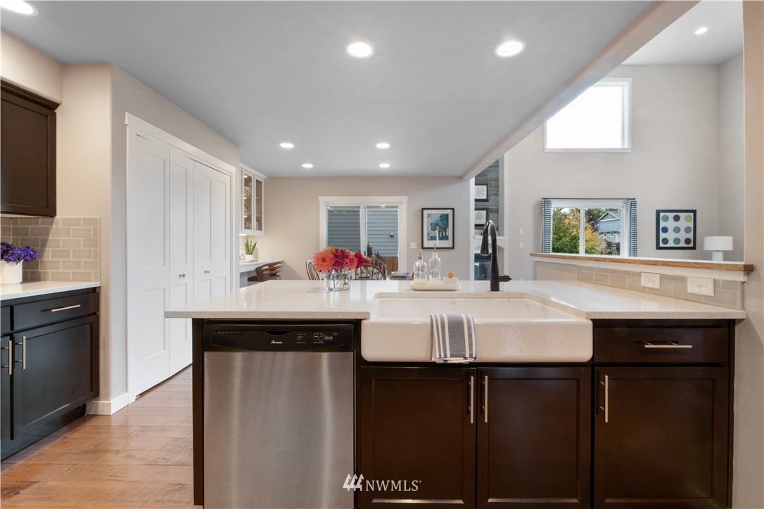 423 Barry Loop Mount Vernon, WA 98274 - Photo 8 of 30 Gallery Image 8