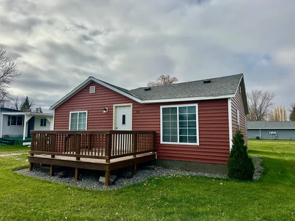 $102,500 | 561 Main Street North, Greenbush, MN 56726