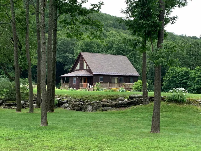 $495,000 | 6723 Whipple Hollow Road, Pittsford, VT 05744