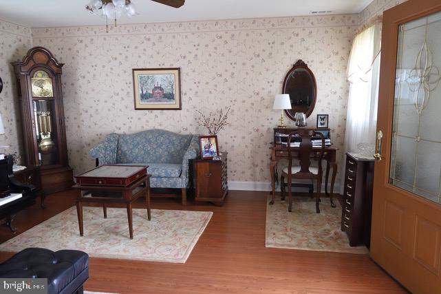 24 Edinburgh Road Blackwood, NJ 08012 - Photo 20 of 35