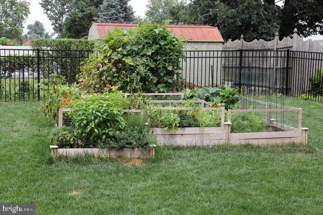 24 Edinburgh Road Blackwood, NJ 08012 - Photo 9 of 35