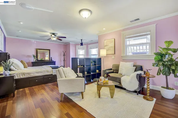 $850,000 | 2635 East 10th Street, Oakland, CA 94601