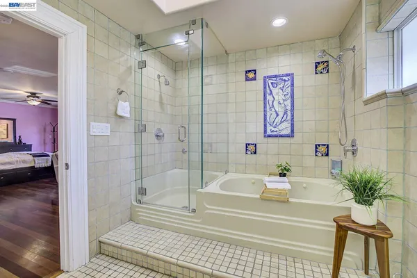 $850,000 | 2635 East 10th Street, Oakland, CA 94601