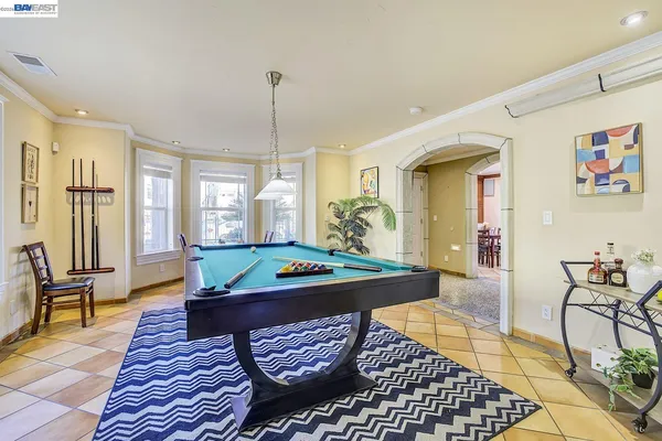 $850,000 | 2635 East 10th Street, Oakland, CA 94601