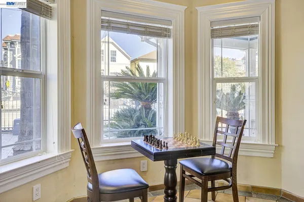 $850,000 | 2635 East 10th Street, Oakland, CA 94601