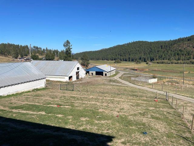 2620 Cedonia-Addy Road Addy, WA 99101 - Photo 11 of 38