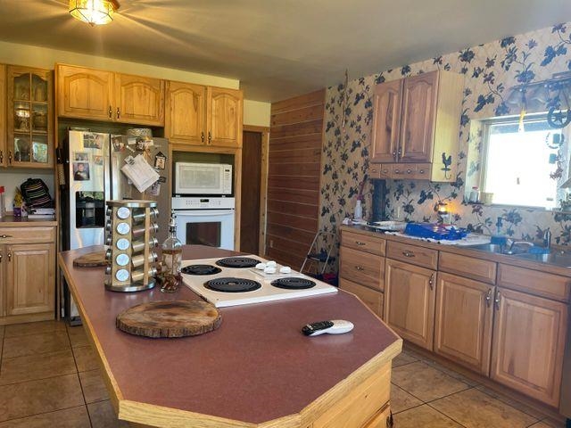 2620 Cedonia-Addy Road Addy, WA 99101 - Photo 23 of 38