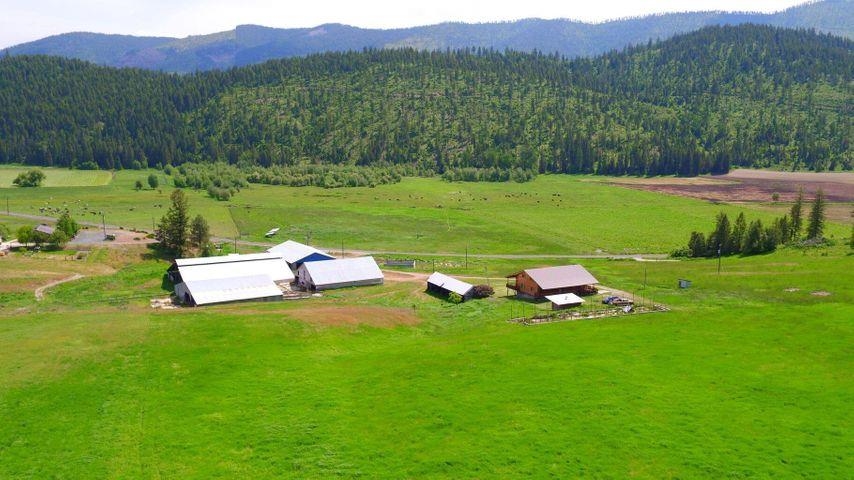 2620 Cedonia-Addy Road Addy, WA 99101 - Photo 4 of 38