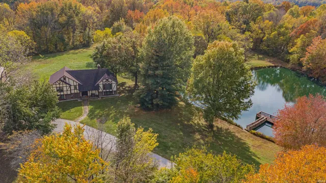$575,000 | 8225 Nation Road, Mount Vernon, IN 47620