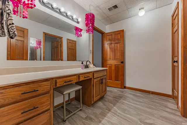 $575,000 | 8225 Nation Road, Mount Vernon, IN 47620