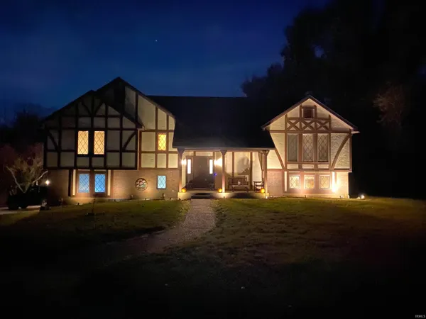 $539,900 | 8225 Nation Road, Mount Vernon, IN 47620