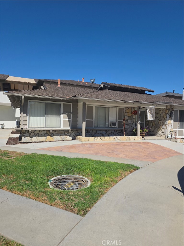 5561 Reno Circle Huntington Beach, CA 92649 - Photo 2 of 19 Gallery Image 2
