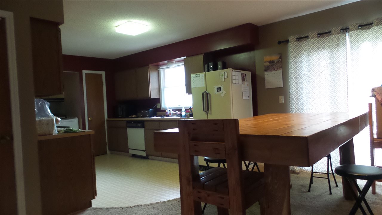 206-208 Spring Street Fremont, IN 46737 - Photo 7 of 17