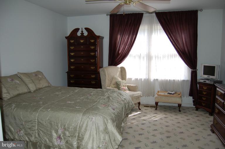 4605 Newington Road Jefferson, MD 21755 - Photo 13 of 20 Bedroom (Master)