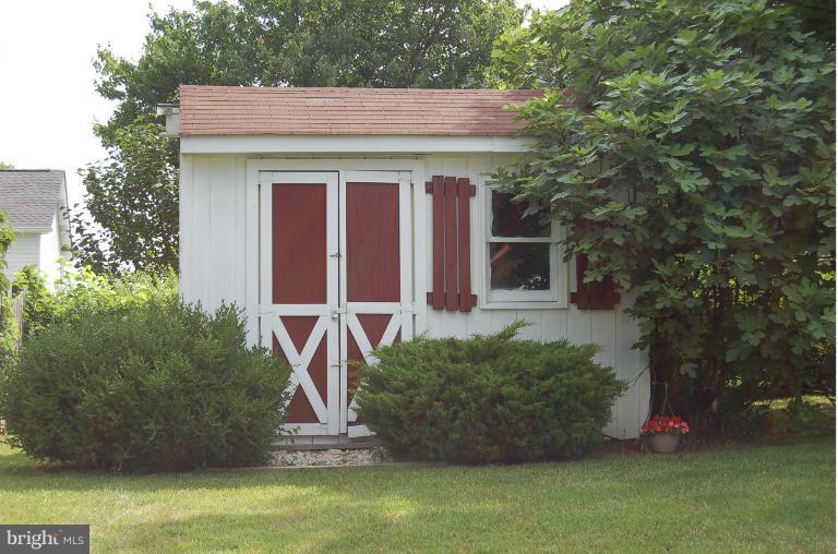 4605 Newington Road Jefferson, MD 21755 - Photo 19 of 20 Shed