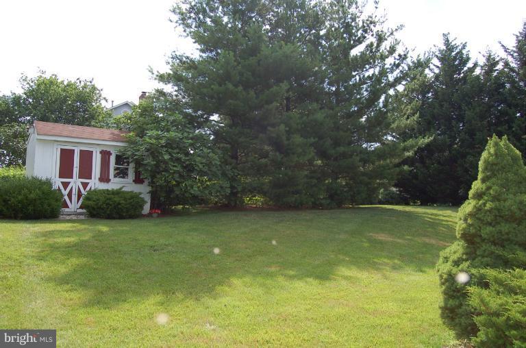 4605 Newington Road Jefferson, MD 21755 - Photo 5 of 20 View