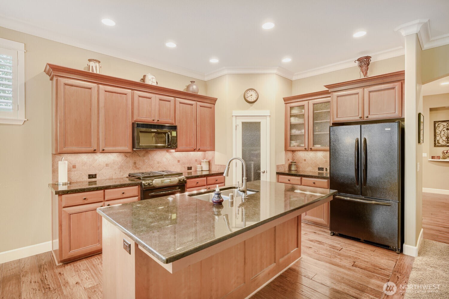 1001 South 38th Court Renton, WA 98055 - Photo 11 of 40 Gallery Image 11
