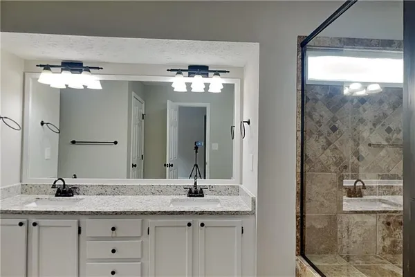 $2,370 | 4018 River Rock Way, Woodstock, GA 30188