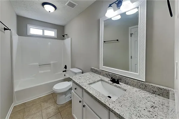 $2,370 | 4018 River Rock Way, Woodstock, GA 30188