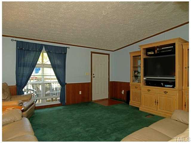 1405 Yakimas Road Raleigh, NC 27603 - Photo 4 of 16