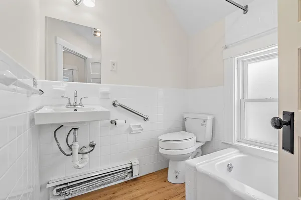 $949,000 | 971 Webster Street, Needham, MA 02492