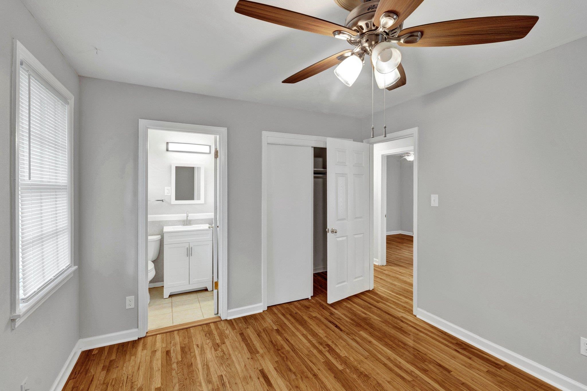 1866 Cherry Road Memphis, TN 38117 - Photo 13 of 20 a view of an empty room with a window