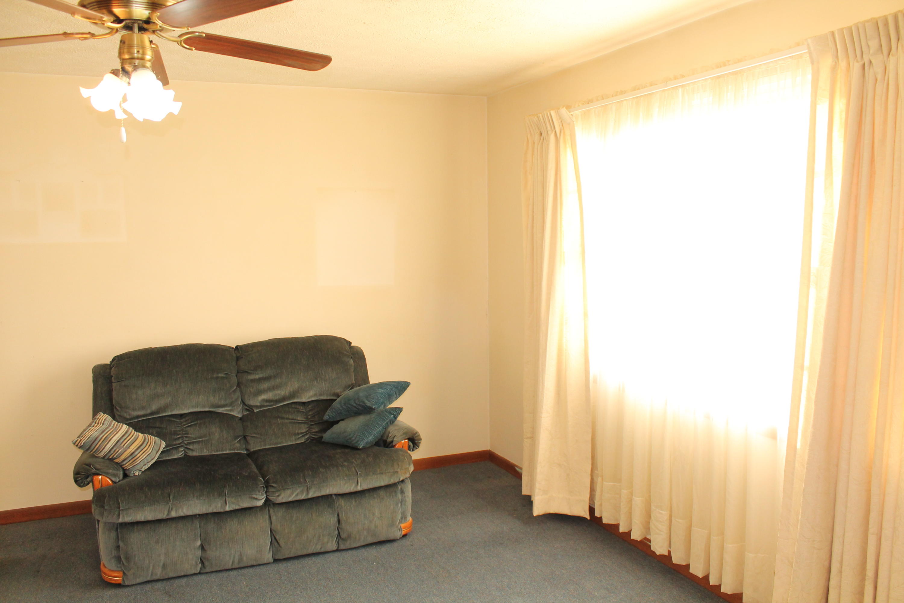 215 Valley Road Maynardville, TN 37807 - Photo 6 of 17 Living Room