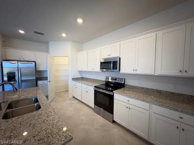 $2,390 | 15048 Palamos Circle, Fort Myers, FL 33905