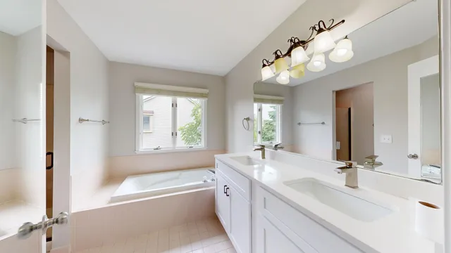 $3,800 | 2425 Foxway Drive, Ann Arbor, MI 48105