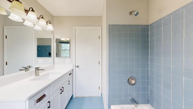 $3,800 | 2425 Foxway Drive, Ann Arbor, MI 48105