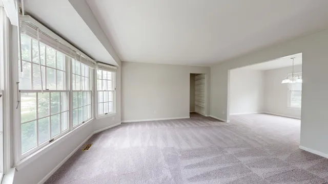 $3,800 | 2425 Foxway Drive, Ann Arbor, MI 48105