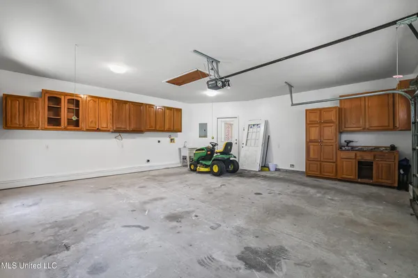 $2,500 | 15301 Parker Road, Biloxi, MS 39532